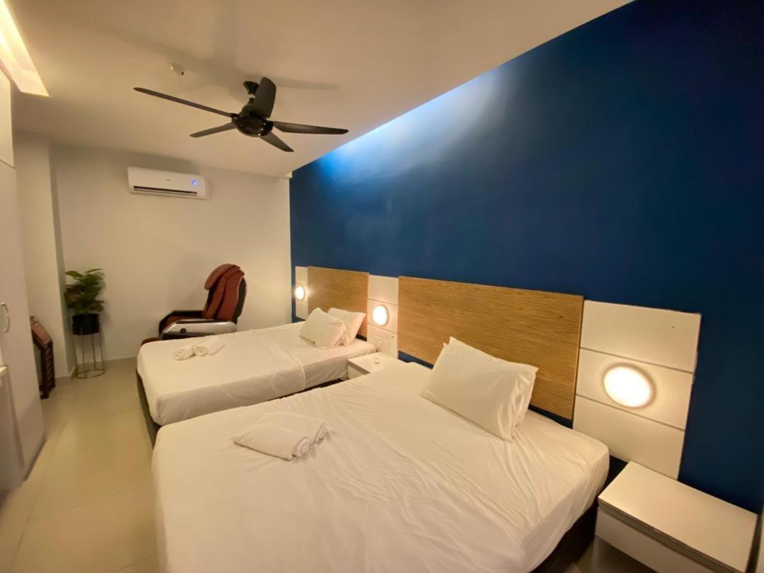 Bangi Business Hotel Kampong Sungai Ramal Dalam Exterior photo
