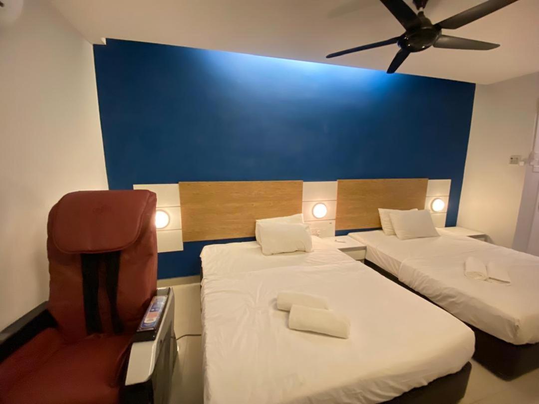 Bangi Business Hotel Kampong Sungai Ramal Dalam Exterior photo